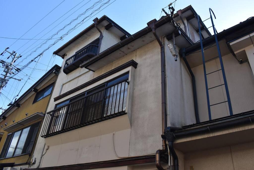 Only For One Group Cheaper For 6Th & 7Th Guest 市街地中心部 一棟貸しの宿 Guest House Don'S Home Takayama  Exterior photo