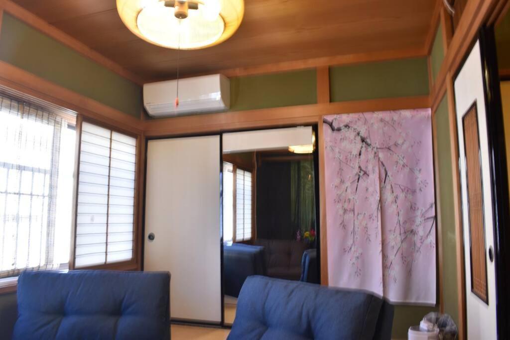 Only For One Group Cheaper For 6Th & 7Th Guest 市街地中心部 一棟貸しの宿 Guest House Don'S Home Takayama  Exterior photo